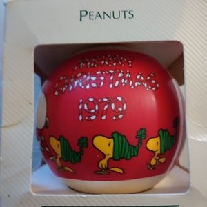 Hallmark Keepsake Peanuts Ornament❄️
